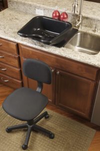 Swivel chair and black shampoo bowl